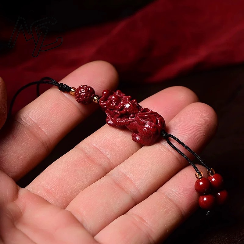 Natural Red Cinnabar Goldfish  - Phone Accessories Red recension och pris
