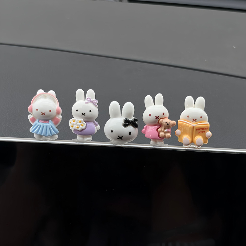Kawaii Miffy Mini Figure Car D - Phone Accessories Doll recension och pris